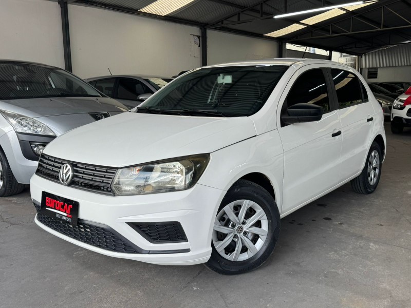 VOLKSWAGEN - GOL - 2021/2022 - Branca - R$ 54.900,00