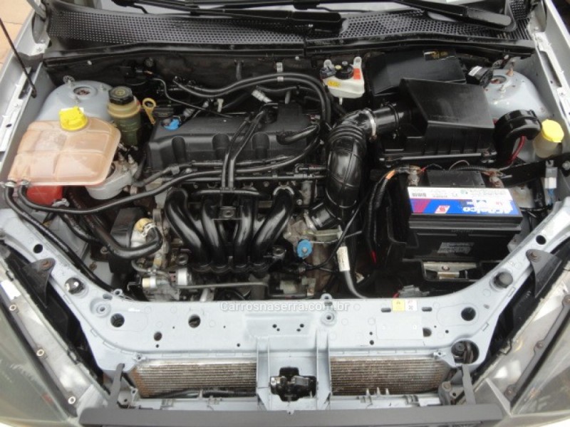FOCUS 1.6 GLX 8V GASOLINA 4P MANUAL - 2007 - BENTO GONçALVES