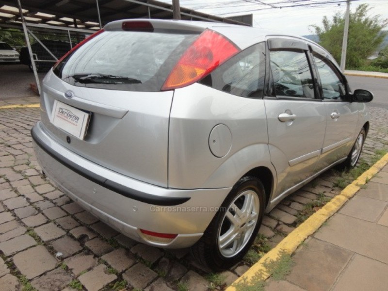 FOCUS 1.6 GLX 8V GASOLINA 4P MANUAL - 2007 - BENTO GONçALVES