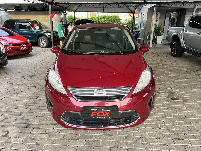 FIESTA 1.6 SE SEDAN 16V FLEX 4P MANUAL - 2011 - CAXIAS DO SUL
