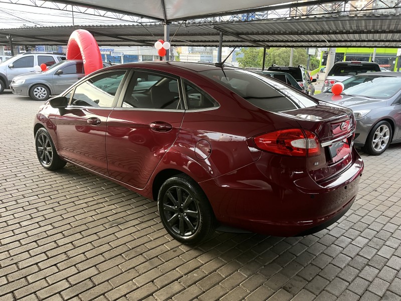 FIESTA 1.6 SE SEDAN 16V FLEX 4P MANUAL - 2011 - CAXIAS DO SUL