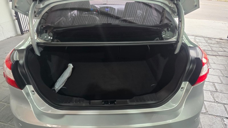 FOCUS 2.0 SE PLUS FASTBACK 16V FLEX 4P AUTOMÁTICO - 2014 - CAXIAS DO SUL
