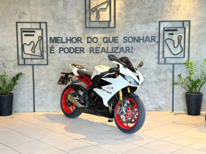 daytona 675r abs 2014 caxias do sul