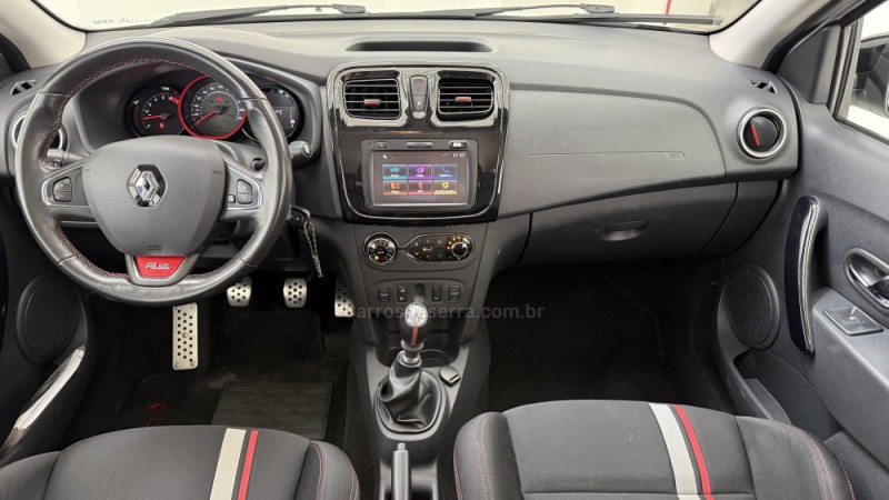 SANDERO 2.0 RS 16V FLEX 4P MANUAL - 2017 - BENTO GONçALVES