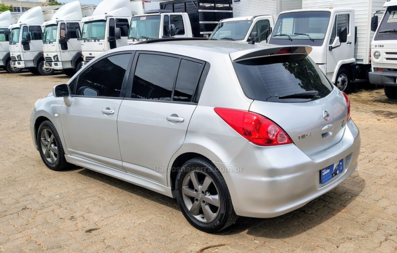 TIIDA 1.8 SL 16V FLEX 4P AUTOMÁTICO - 2012 - PORTãO