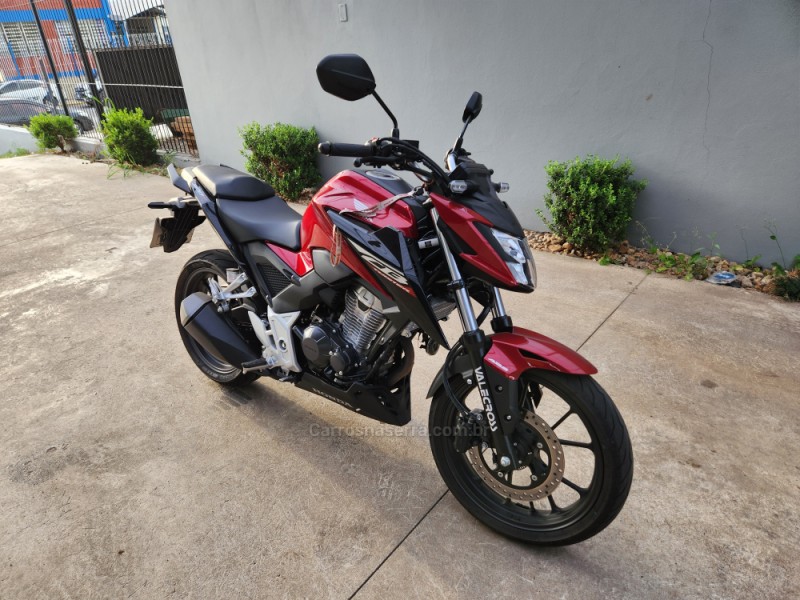 cb 300f twister abs 2025 montenegro