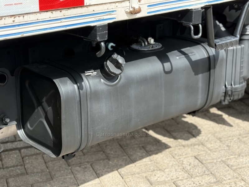 BONGO 2.5 K-2500 4X2 CS TURBO DIESEL 2P MANUAL - 2015 - DOIS IRMãOS