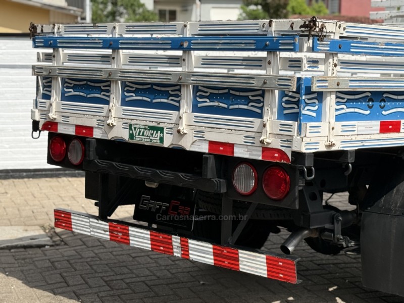 BONGO 2.5 K-2500 4X2 CS TURBO DIESEL 2P MANUAL - 2015 - DOIS IRMãOS