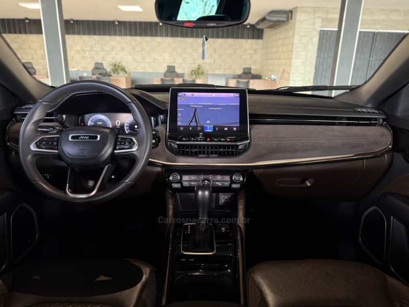 COMMANDER 1.3 OVERLAND T270 16V 4X2 TURBO FLEX 4P AUTOMÁTICO - 2023 - DOIS IRMãOS