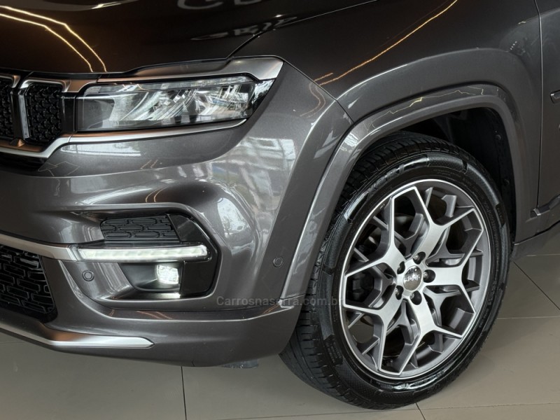 COMMANDER 1.3 OVERLAND T270 16V 4X2 TURBO FLEX 4P AUTOMÁTICO - 2023 - DOIS IRMãOS