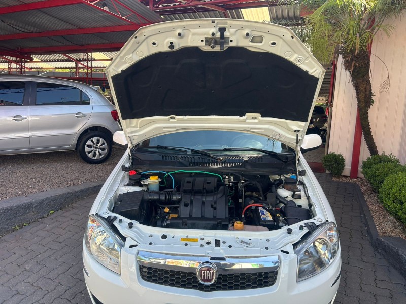 SIENA 1.4 MPI EL 8V FLEX 4P MANUAL - 2013 - TRêS COROAS