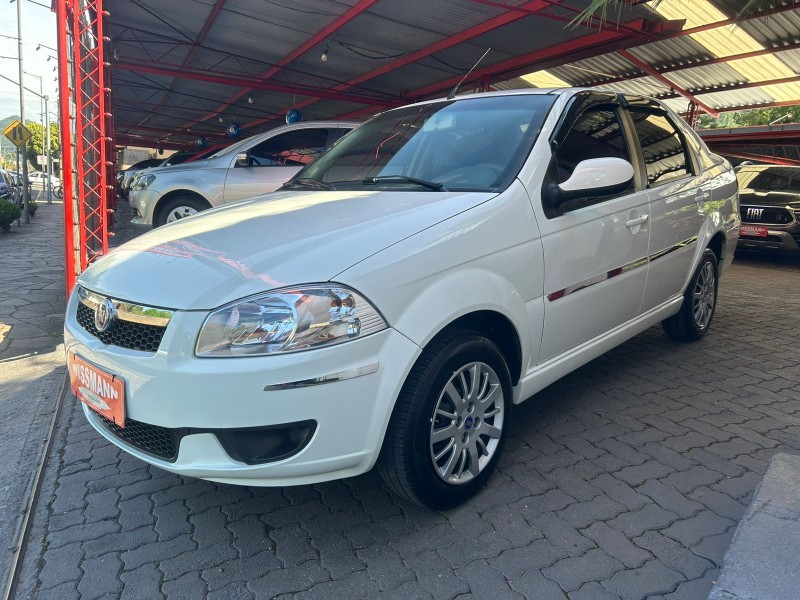 SIENA 1.4 MPI EL 8V FLEX 4P MANUAL - 2013 - TRêS COROAS