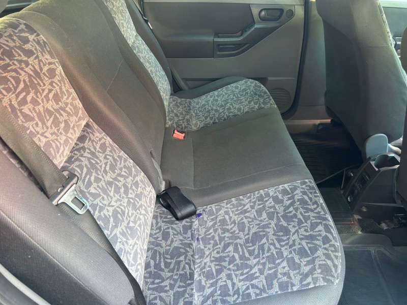 MERIVA 1.8 MPFI CD 8V FLEX 4P MANUAL - 2003 - TRêS COROAS