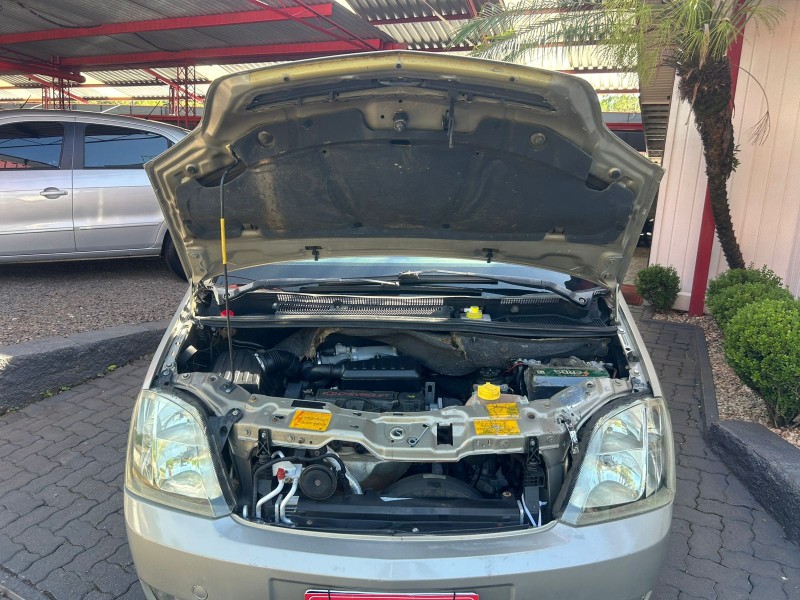 MERIVA 1.8 MPFI CD 8V FLEX 4P MANUAL - 2003 - TRêS COROAS