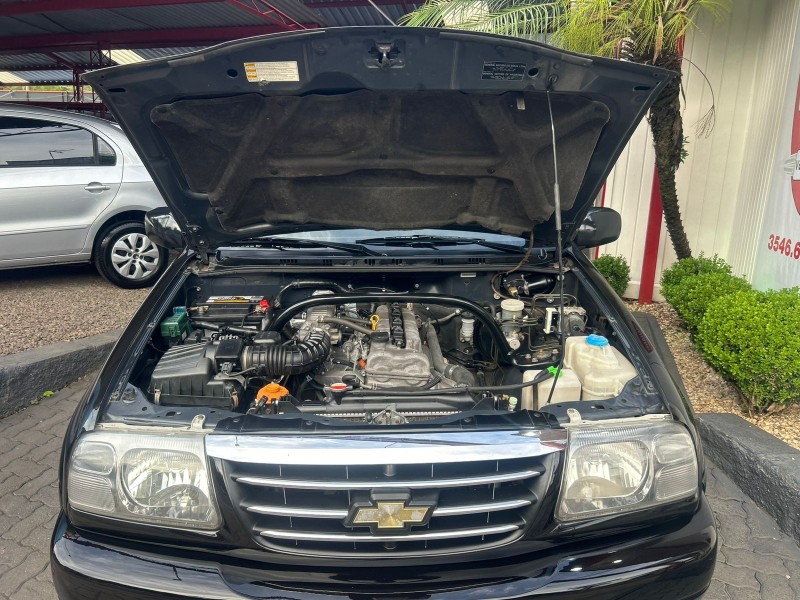 TRACKER 2.0 4X4 8V GASOLINA 4P MANUAL - 2008 - TRêS COROAS