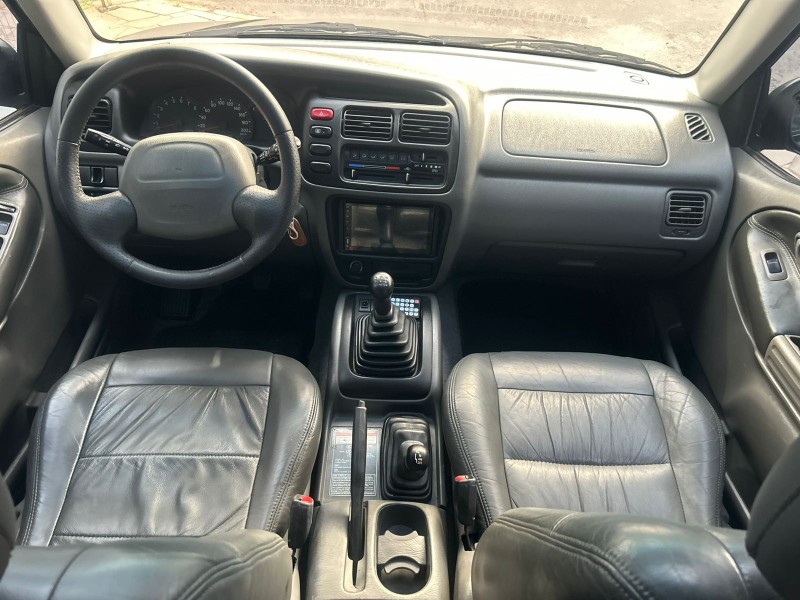 TRACKER 2.0 4X4 8V GASOLINA 4P MANUAL - 2008 - TRêS COROAS