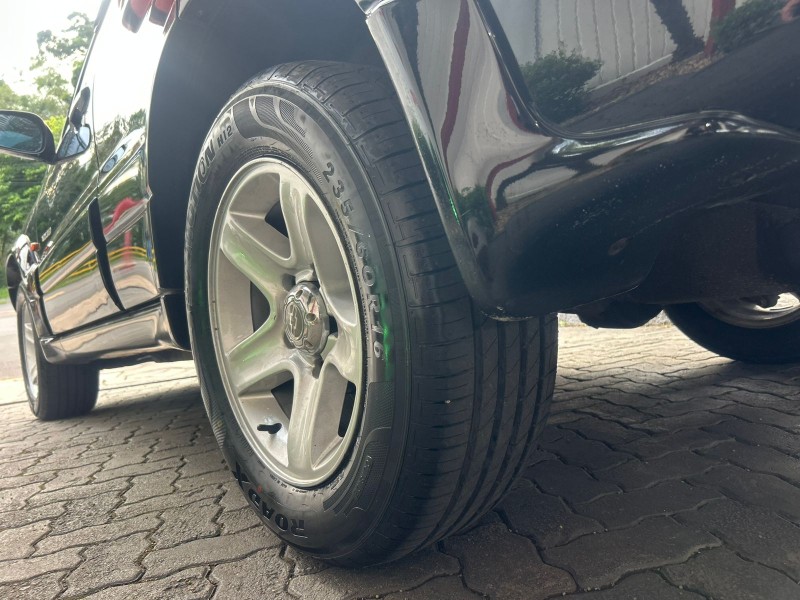 TRACKER 2.0 4X4 8V GASOLINA 4P MANUAL - 2008 - TRêS COROAS