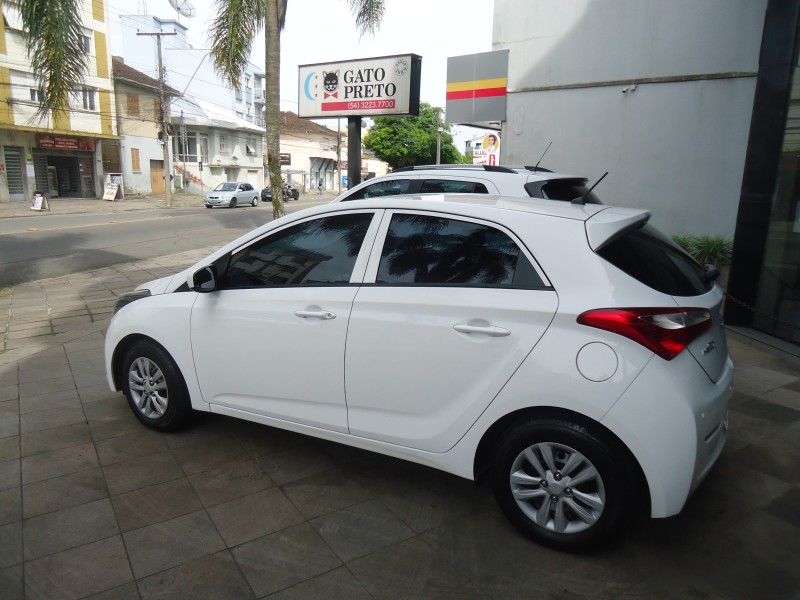 HB20 1.6 COMFORT PLUS 16V FLEX 4P MANUAL - 2014 - CAXIAS DO SUL