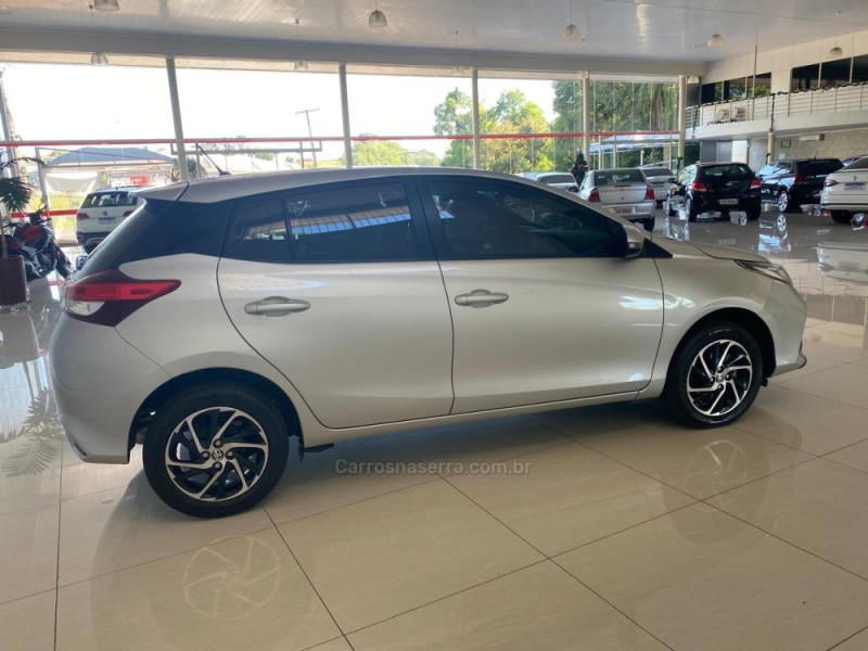 YARIS 1.5 XLS SEDAN 16V FLEX 4P AUTOMÁTICO - 2023 - LAJEADO