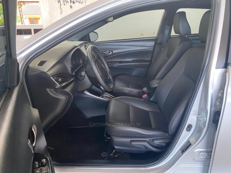YARIS 1.5 XLS SEDAN 16V FLEX 4P AUTOMÁTICO - 2023 - LAJEADO