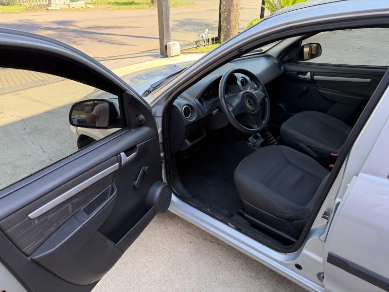 PRISMA 1.4 MPFI MAXX 8V FLEX 4P MANUAL - 2010 - CAXIAS DO SUL