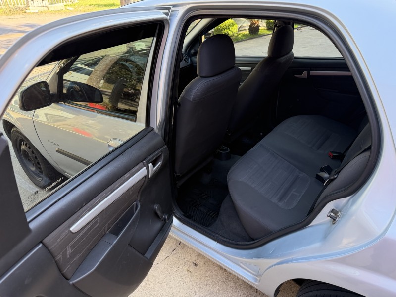 PRISMA 1.4 MPFI MAXX 8V FLEX 4P MANUAL - 2010 - CAXIAS DO SUL