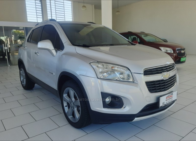 tracker 1.8 mpfi ltz 4x2 16v flex 4p automatico 2015 garibaldi