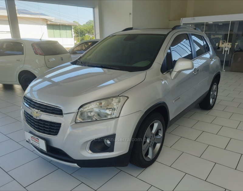 TRACKER 1.8 MPFI LTZ 4X2 16V FLEX 4P AUTOMÁTICO - 2015 - GARIBALDI