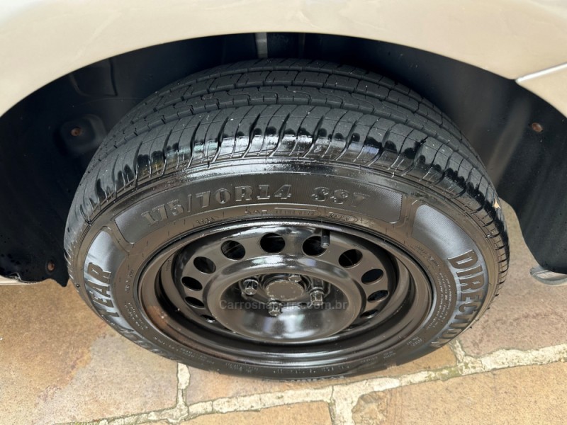 VOYAGE 1.0 MI CITY 8V FLEX 4P MANUAL - 2013 - GUAPORé