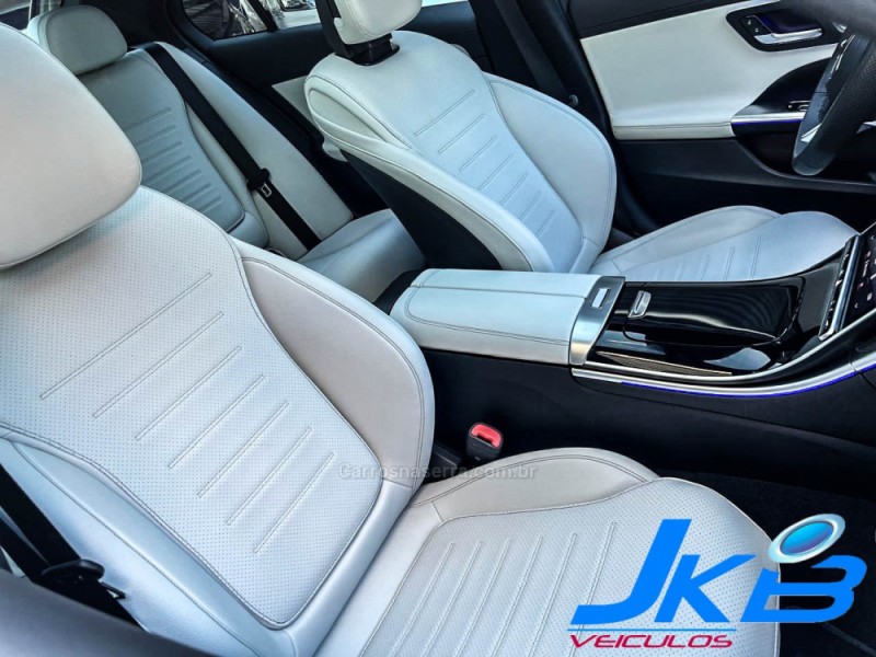 C 200 1.5 EQ BOOST TURBO AMG LINE HIBRIDO 4P AUTOMÁTICO - 2022 - NOVO HAMBURGO