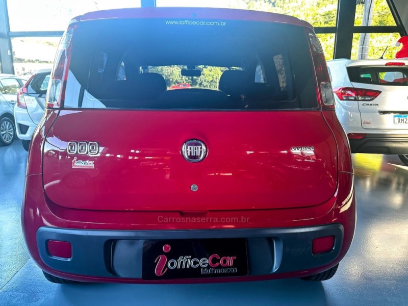 UNO 1.0 EVO VIVACE 8V FLEX 2P MANUAL - 2013 - TRêS COROAS