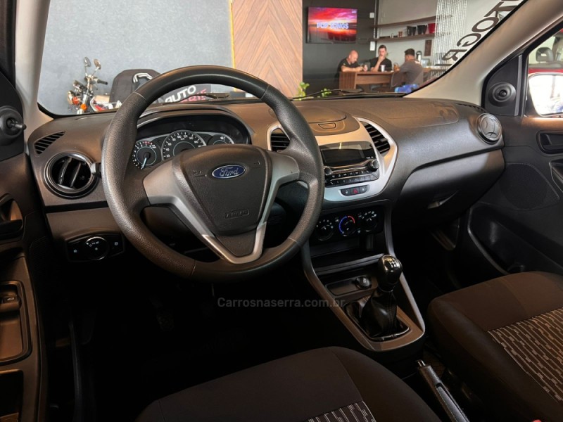 KA 1.5 SE SEDAN 12V FLEX 4P MANUAL - 2021 - CAMPO BOM