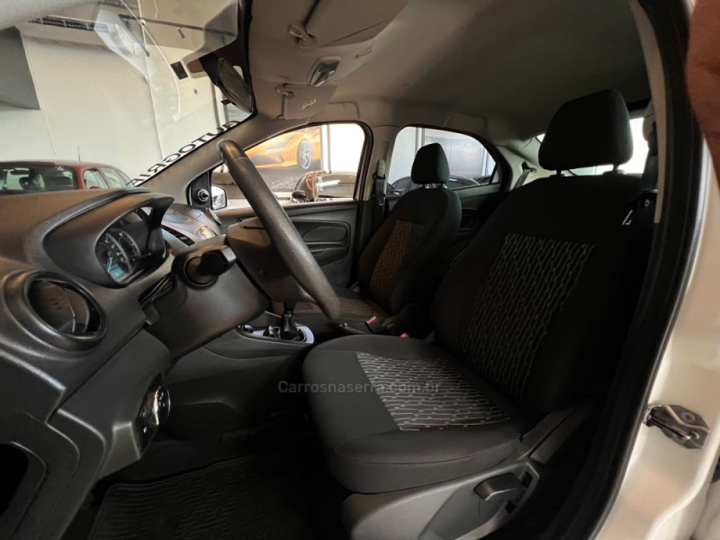 KA 1.5 SE SEDAN 12V FLEX 4P MANUAL - 2021 - CAMPO BOM