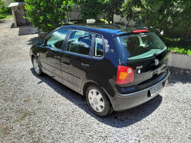 POLO 1.6 MI 8V GASOLINA 4P MANUAL - 2003 - NOVA PRATA