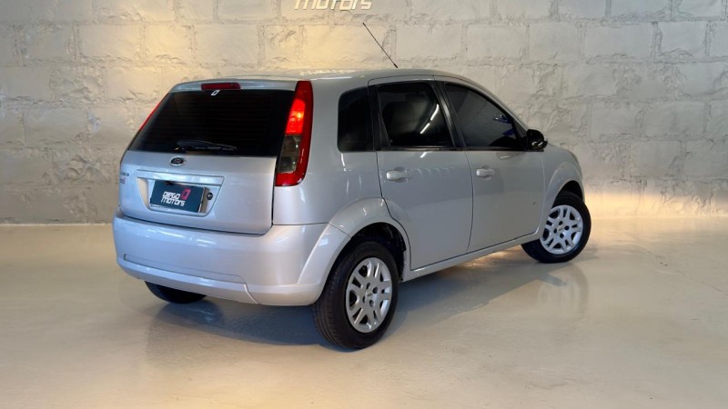 FIESTA 1.0 ROCAM SE 8V FLEX 4P MANUAL - 2014 - CAXIAS DO SUL