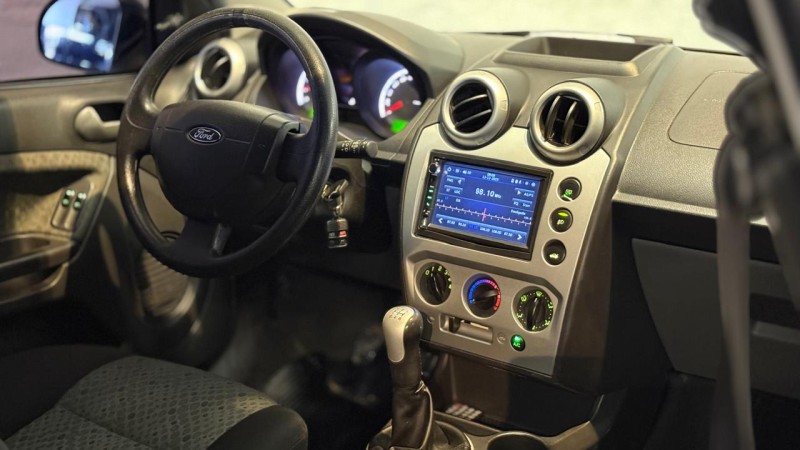 FIESTA 1.0 ROCAM SE 8V FLEX 4P MANUAL - 2014 - CAXIAS DO SUL