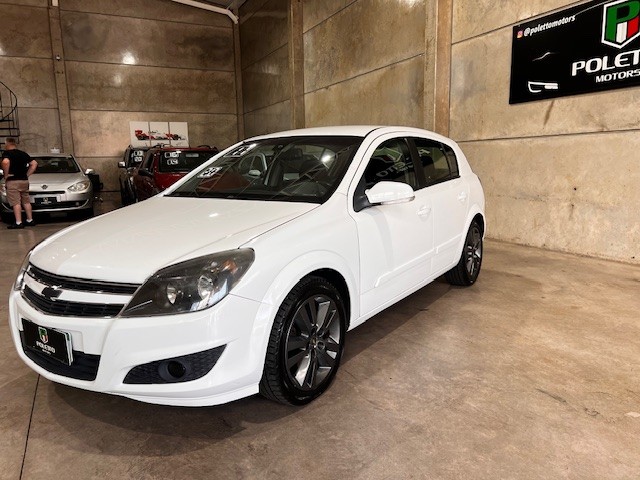 VECTRA 2.0 MPFI GT HATCH 8V FLEX 4P MANUAL - 2011 - CAXIAS DO SUL