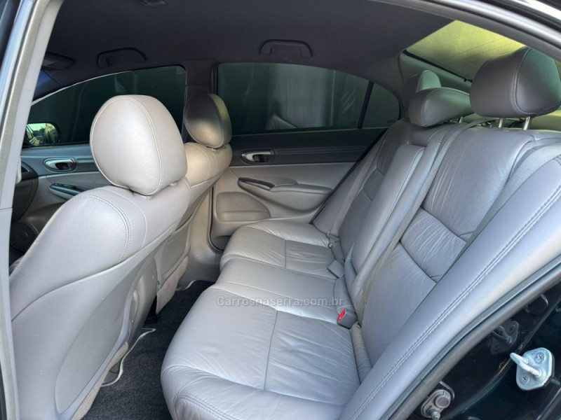 CIVIC 1.8 LXS 16V FLEX 4P MANUAL - 2007 - ESTâNCIA VELHA