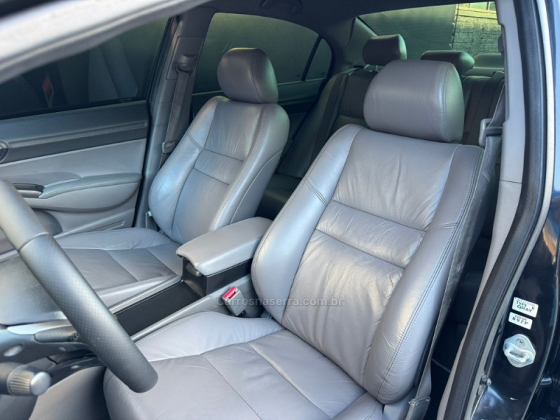 CIVIC 1.8 LXS 16V FLEX 4P MANUAL - 2007 - ESTâNCIA VELHA