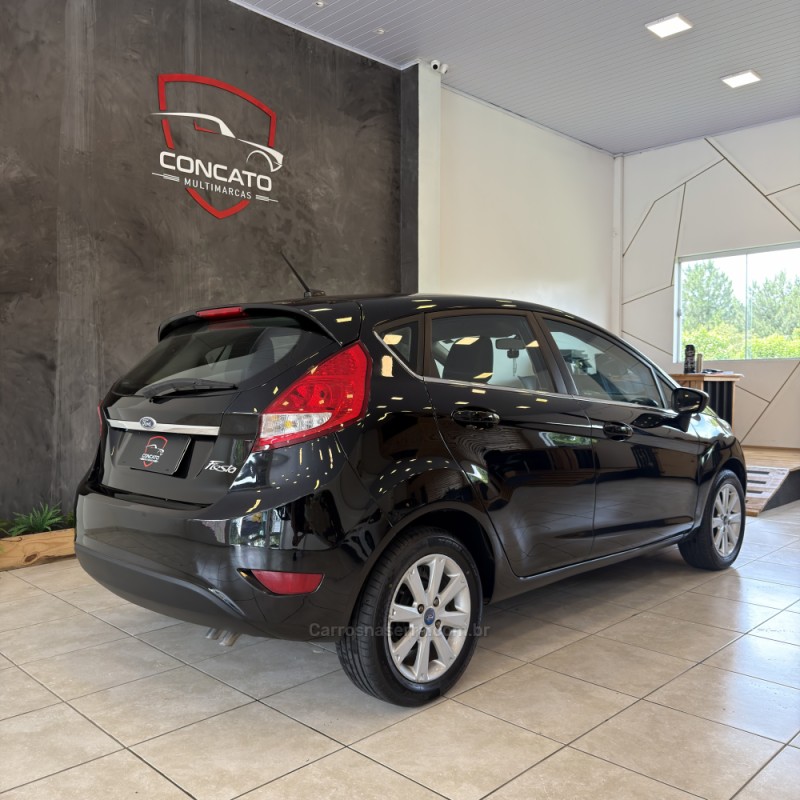 FIESTA 1.6 SE HATCH 16V FLEX 4P MANUAL - 2012 - FARROUPILHA