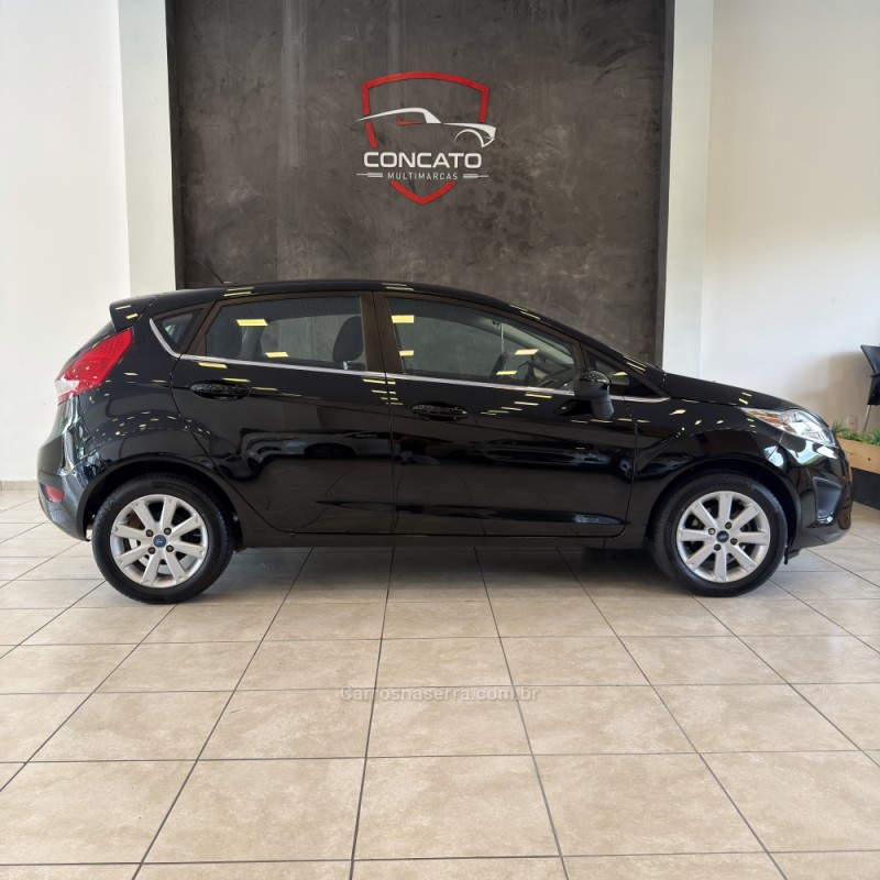 FIESTA 1.6 SE HATCH 16V FLEX 4P MANUAL - 2012 - FARROUPILHA