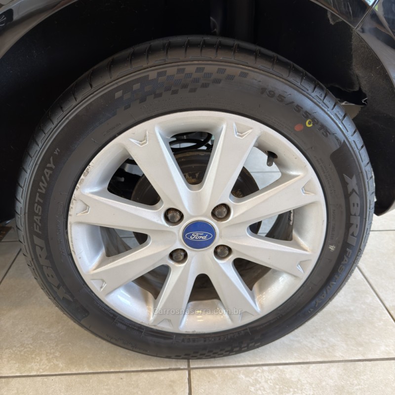 FIESTA 1.6 SE HATCH 16V FLEX 4P MANUAL - 2012 - FARROUPILHA