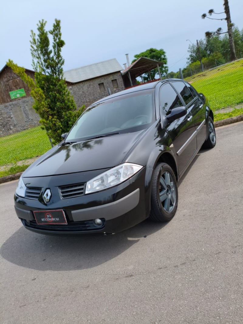 megane 2.0 dynamique sedan 16v gasolina 4p automatico 2007 caxias do sul