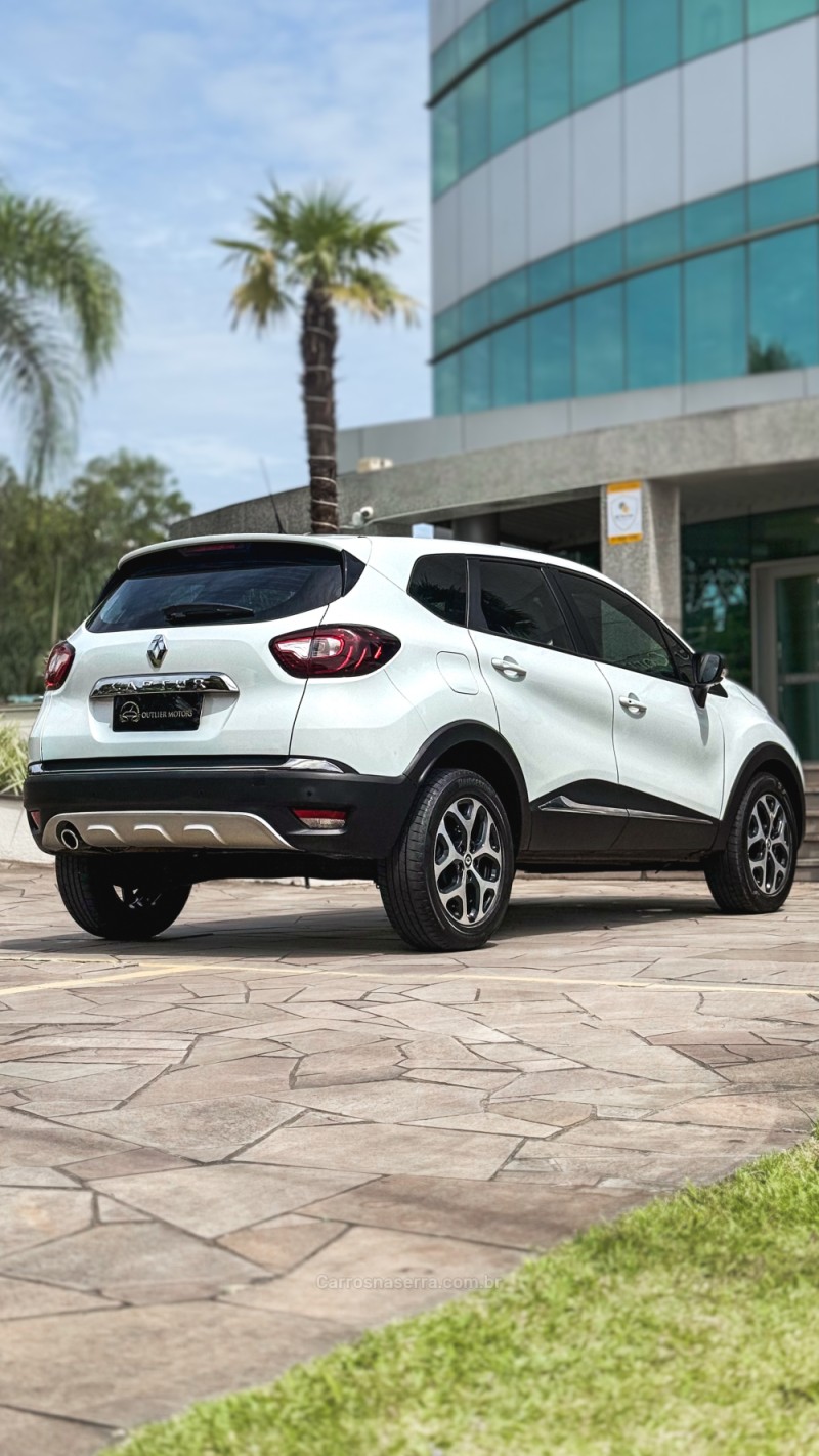 CAPTUR 2.0 16V FLEX INTENSE AUTOMÁTICO - 2019 - NOVO HAMBURGO