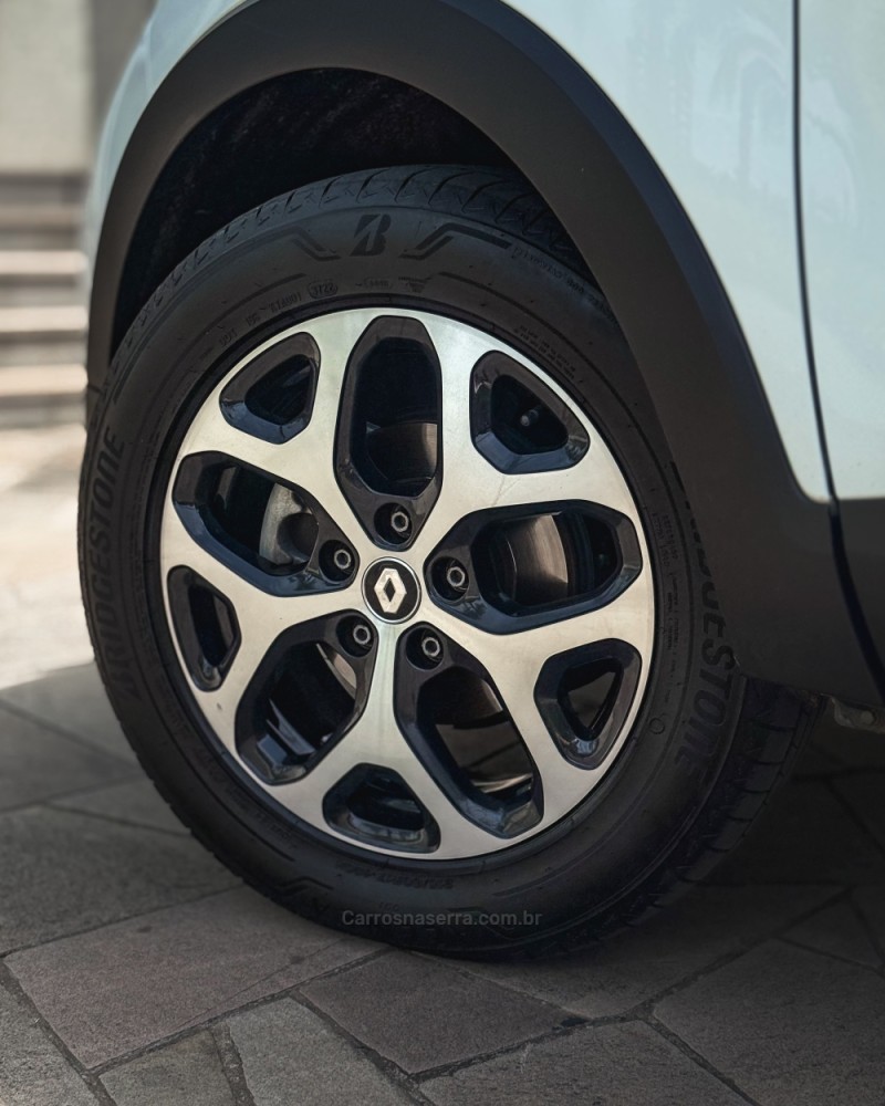 CAPTUR 2.0 16V FLEX INTENSE AUTOMÁTICO - 2019 - NOVO HAMBURGO