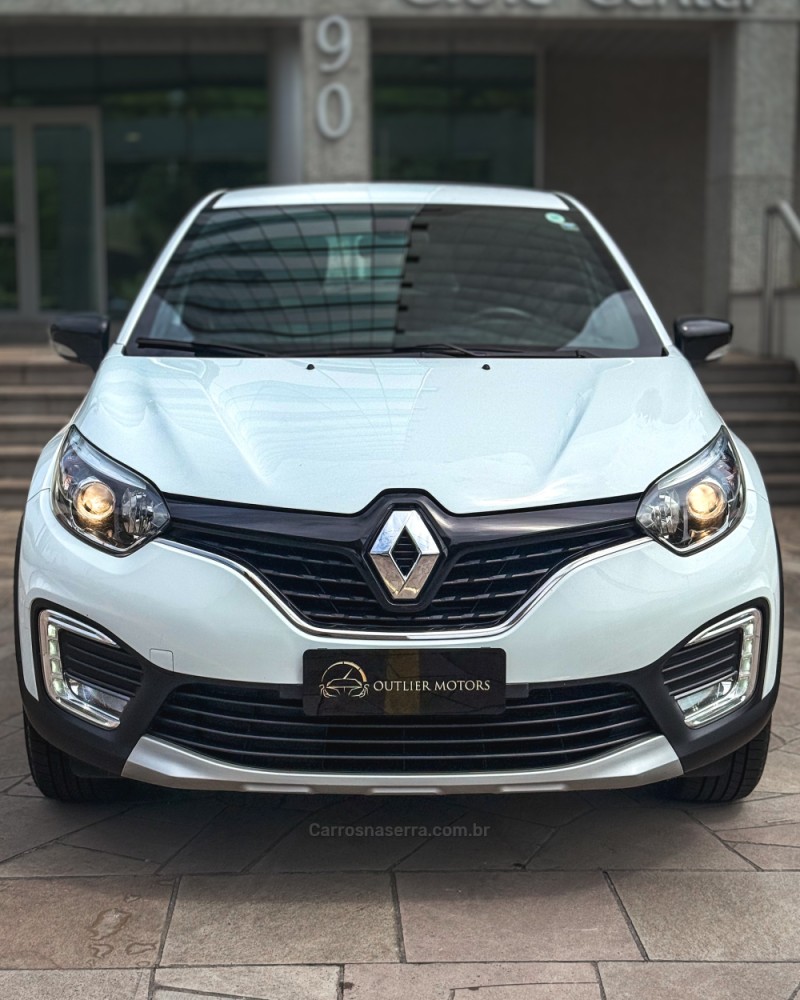 CAPTUR 2.0 16V FLEX INTENSE AUTOMÁTICO - 2019 - NOVO HAMBURGO