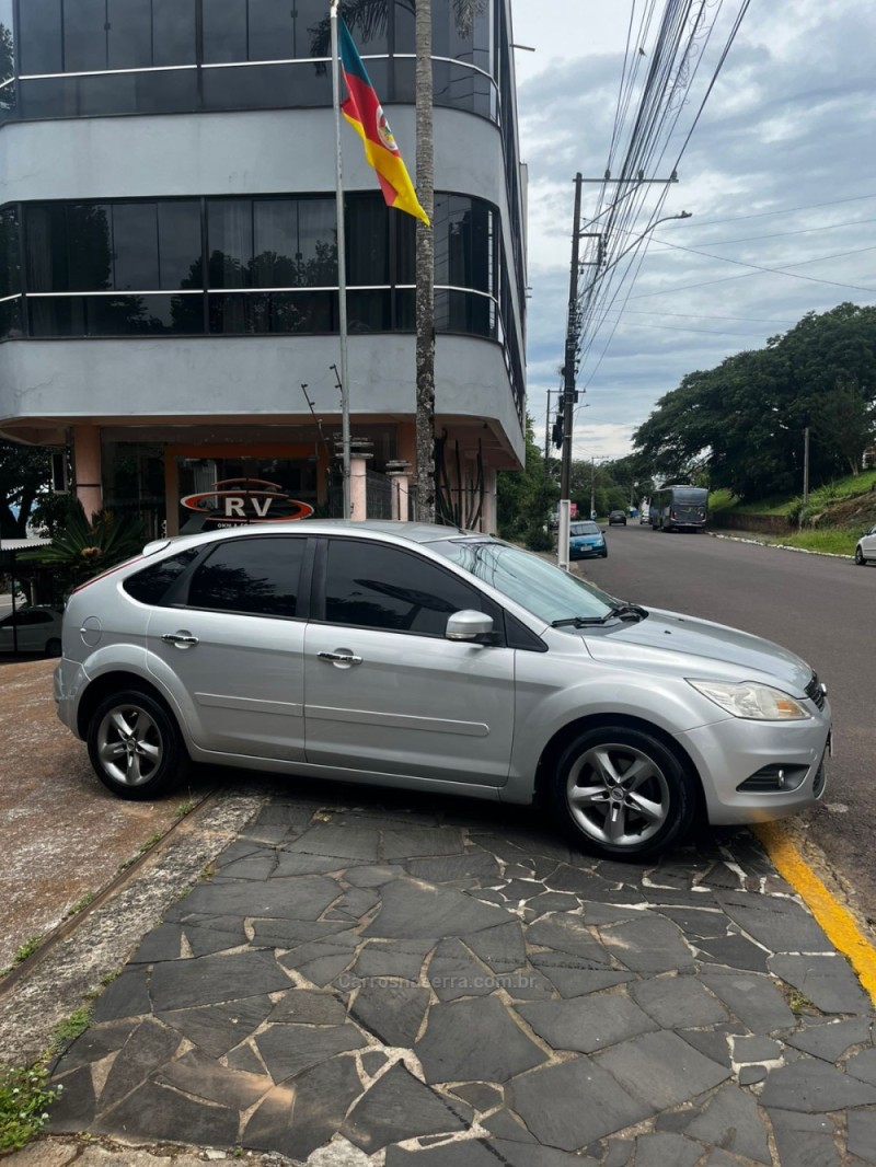 FOCUS 2.0 16V FLEX 4P AUTOMÁTICO - 2011 - CARLOS BARBOSA