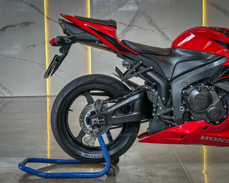 CBR 600RR  - 2008 - GARIBALDI