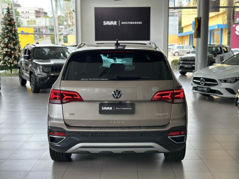 TAOS 1.4 16V HIGHLINE TSI FLEX 4P AUTOMÁTICO - 2024 - NOVO HAMBURGO