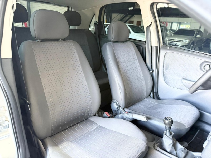 CORSA 1.4 MPFI MAXX 8V FLEX 4P MANUAL - 2012 - NOVO HAMBURGO